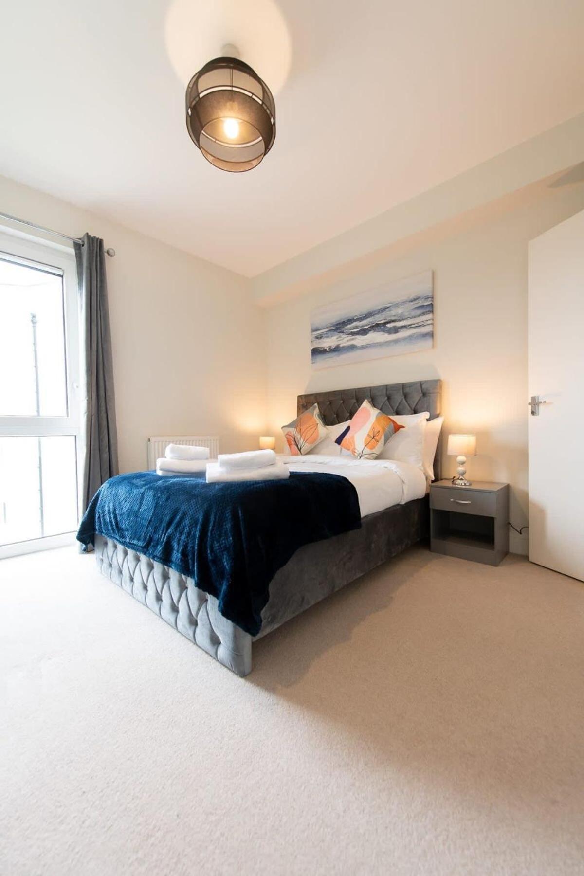 Fantastic 1 Bed Apartment In Crawley 외부 사진